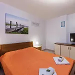 Cozy In With Wifi *