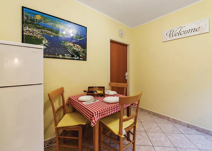 Apartman Cozy In With Wifi