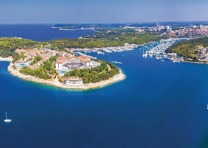 Apartman Cozy In With Wifi Pula