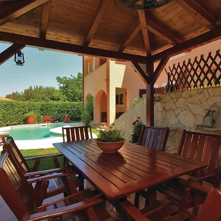 Cozy In With Wifi Apartament