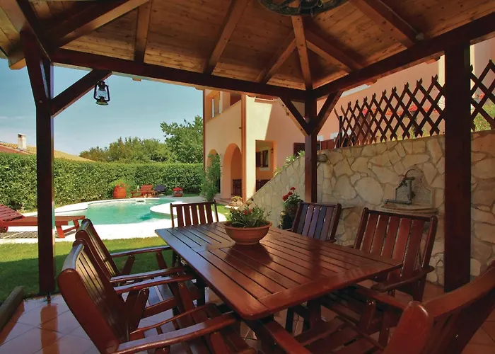 Cozy In With Wifi 아파트