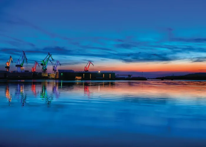 Cozy In With Wifi 아파트 *