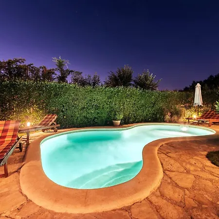 Cozy In With Wifi Pula